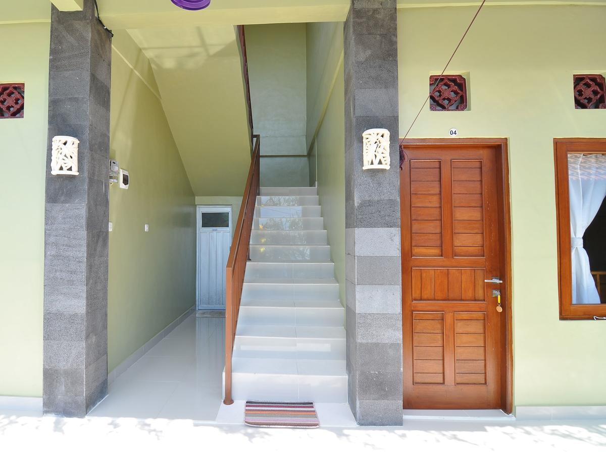 Cempaka Mas Guesthouse Kuta  Exterior photo