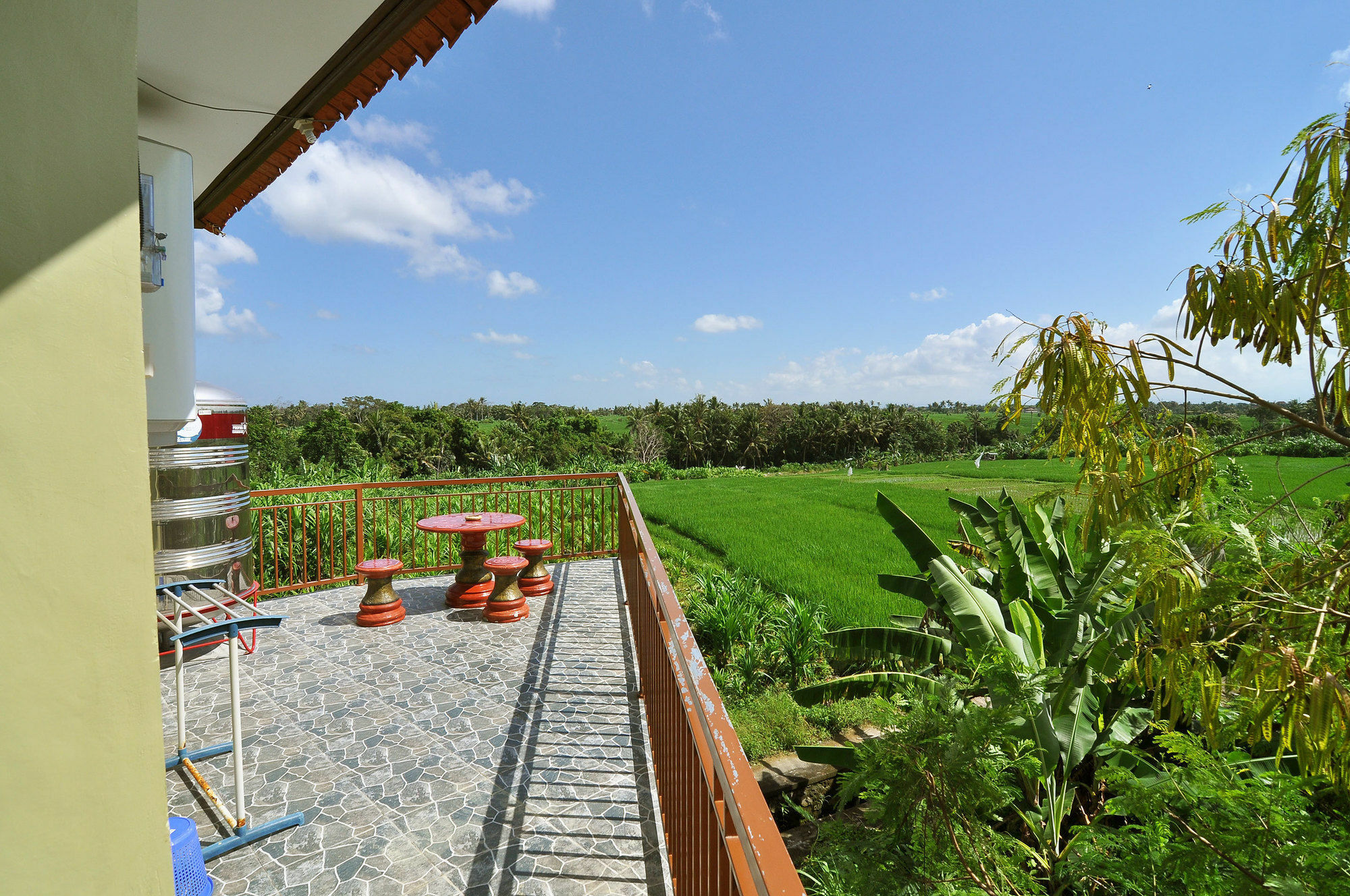 Cempaka Mas Guesthouse Kuta  Exterior photo